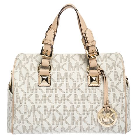 michael kors girls hanbags|Michael Kors bags official website.